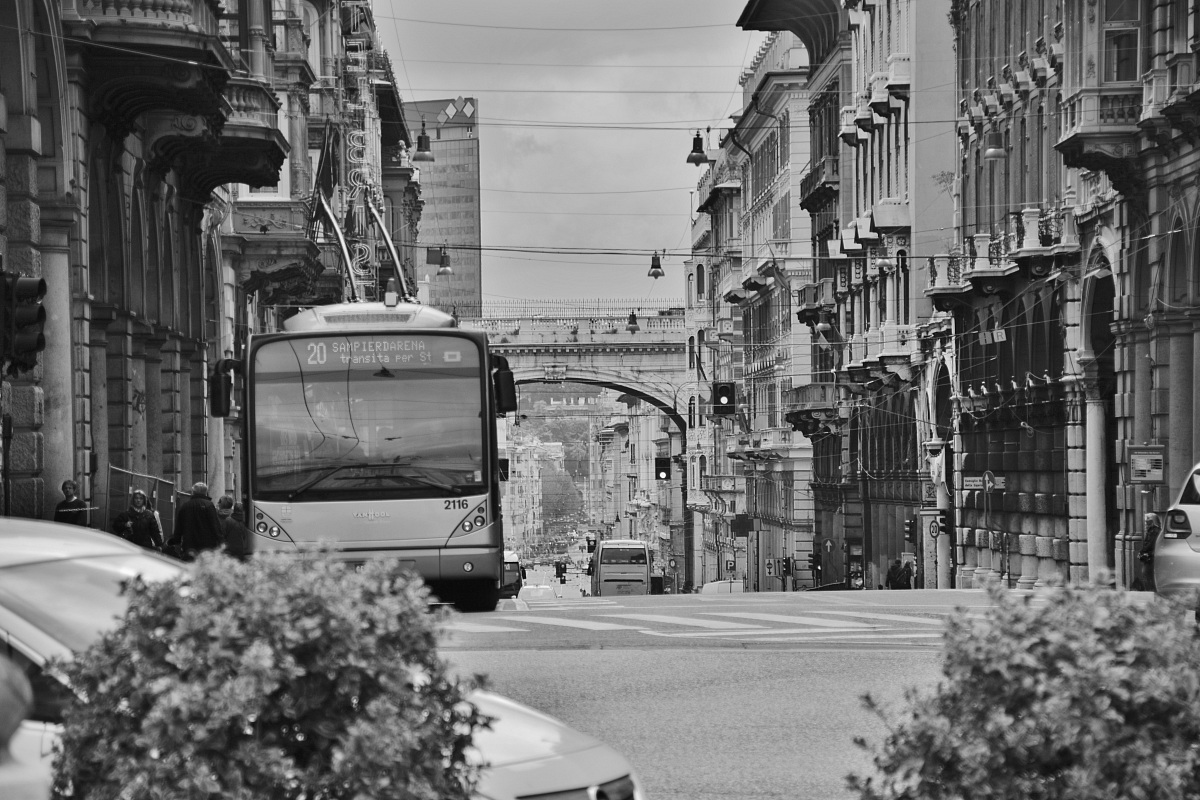 via xx settembre / de ferrari