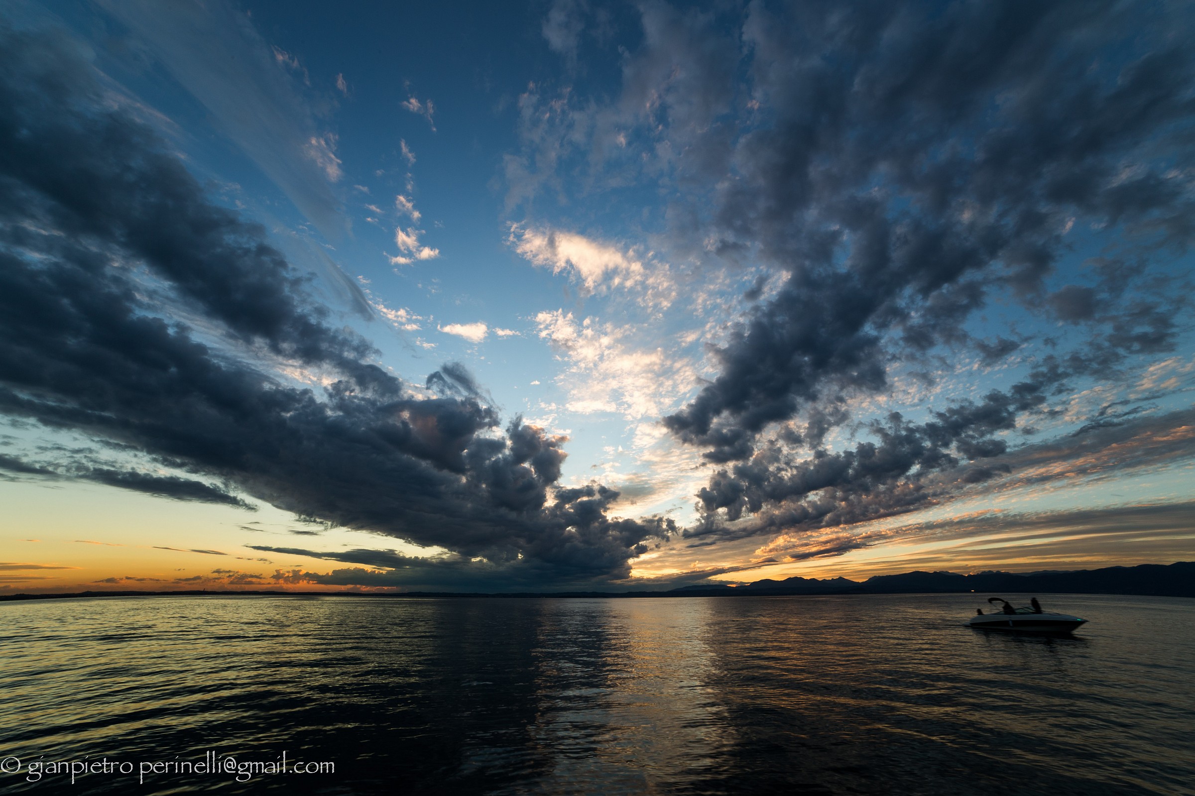 Lazise, ??Lake Garda at sunset