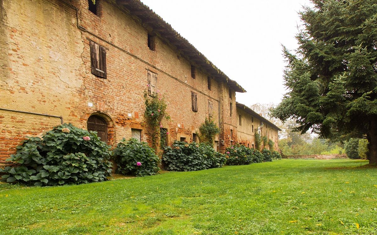 Sarmato (pc) il borgo del castello