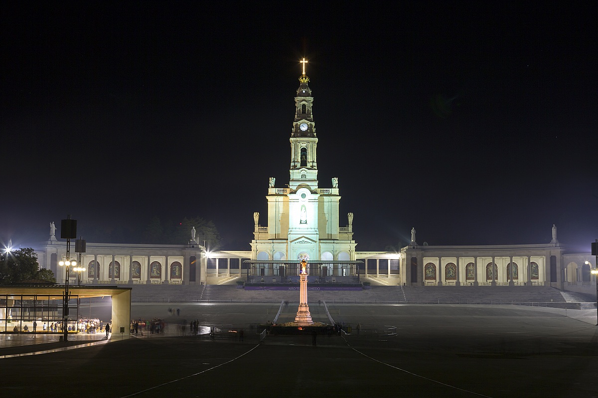 Il Santuario di Notte (Fatima)