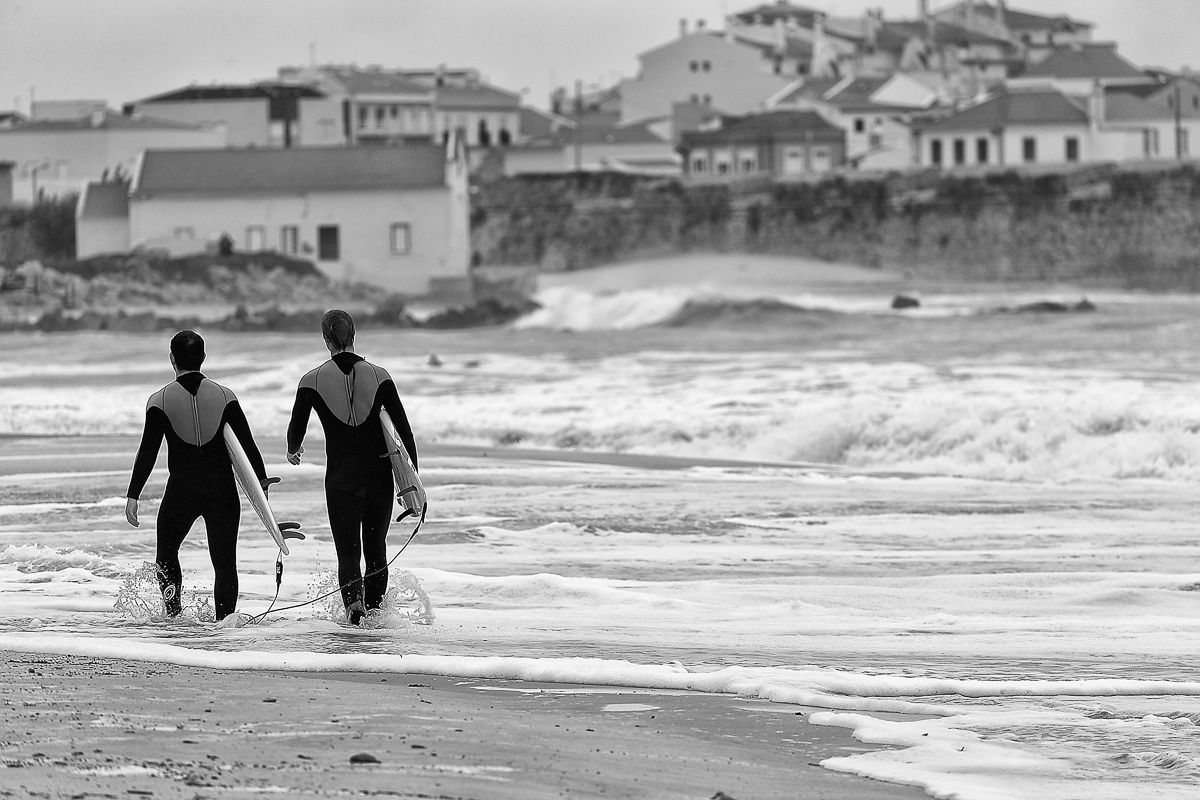 Surfisti a Peniche