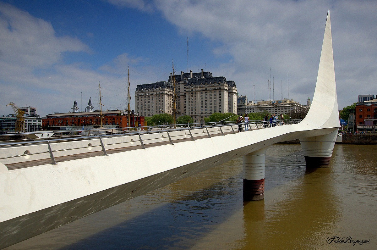Puente de la Mujer