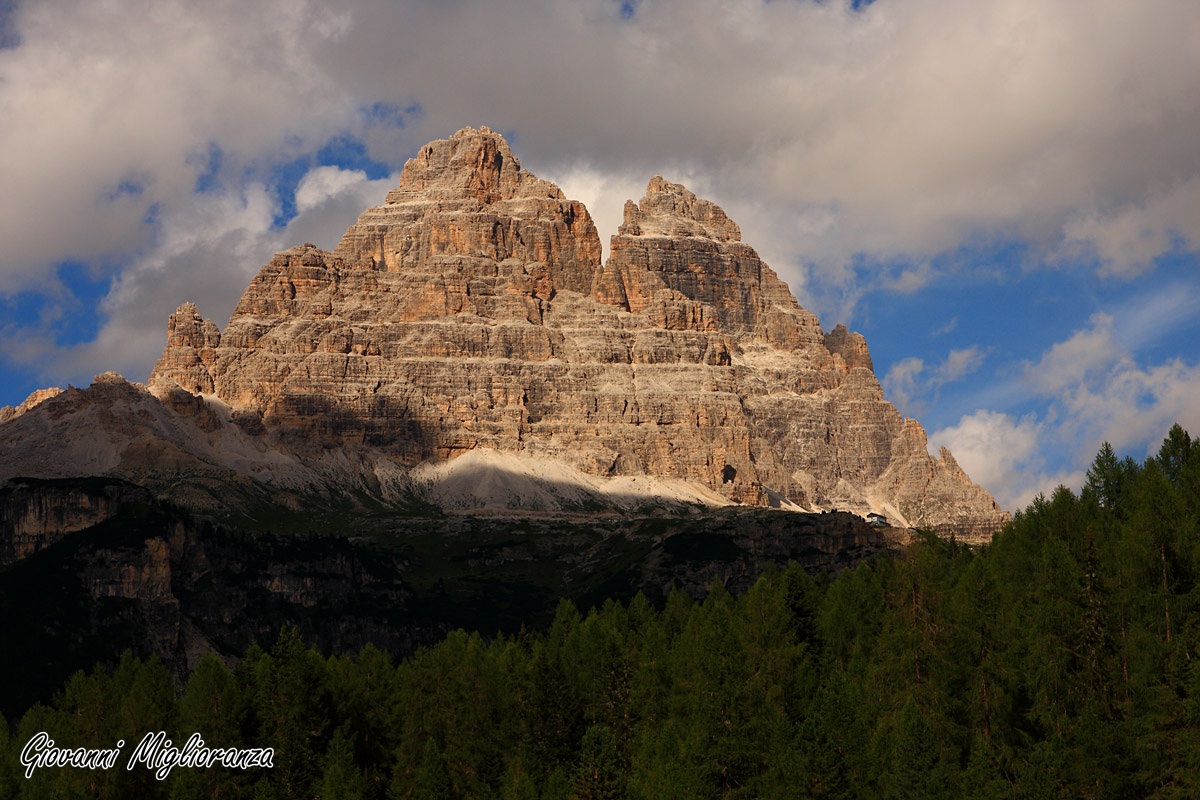 Looking for the Auronzo