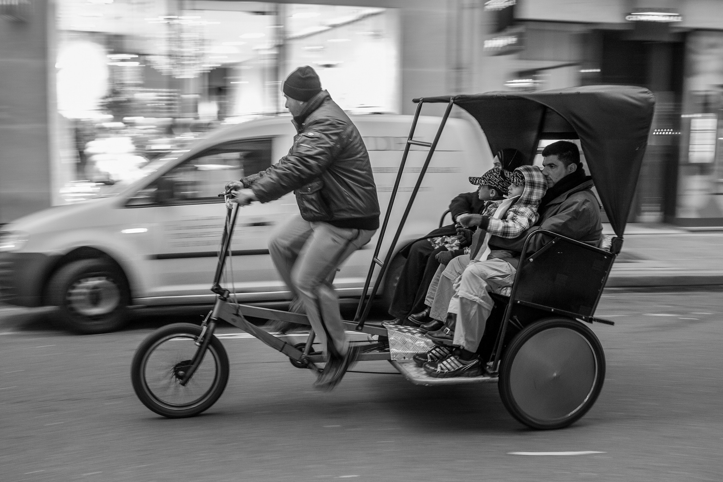 rickshaw in Paris