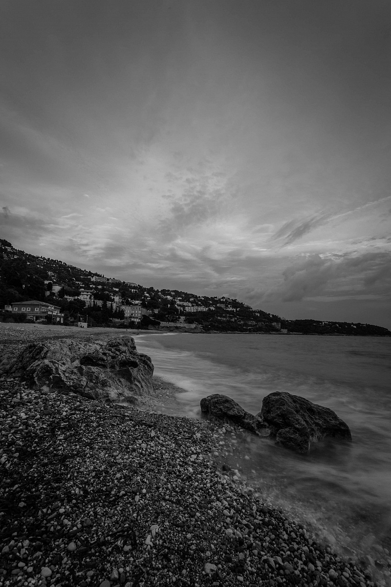 Roquebrune B&W