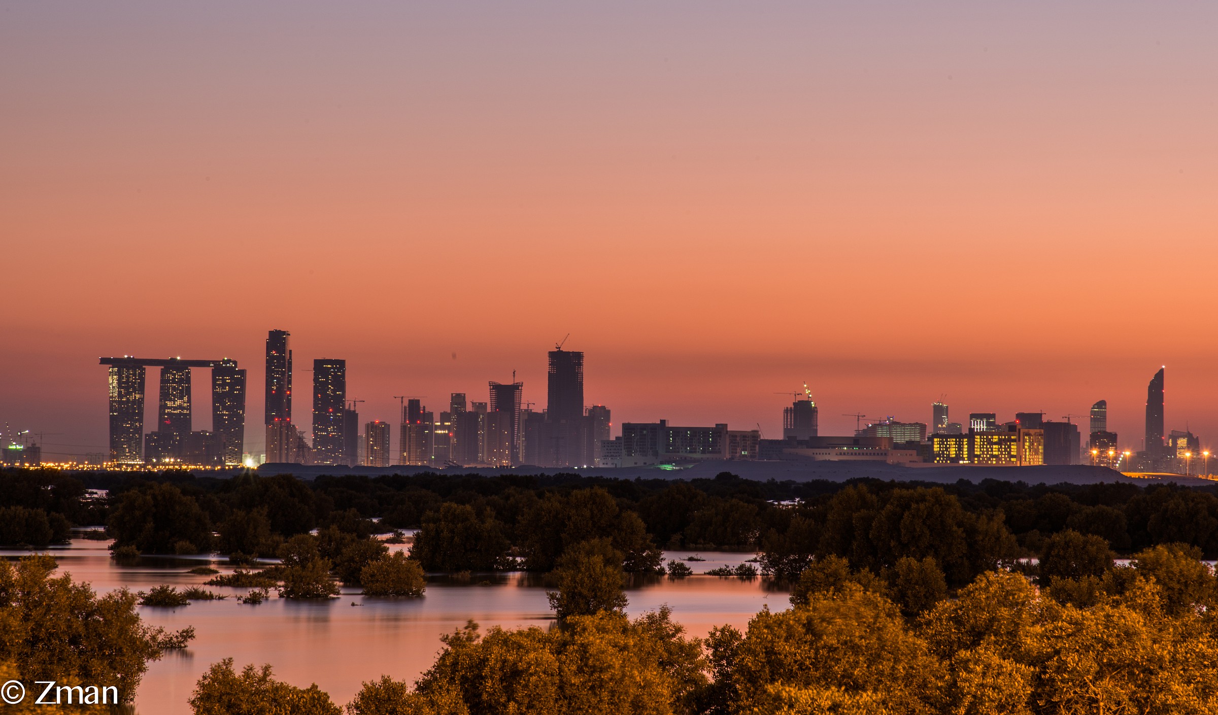 Città di Abu Dhabi Da Saadiate Isola
