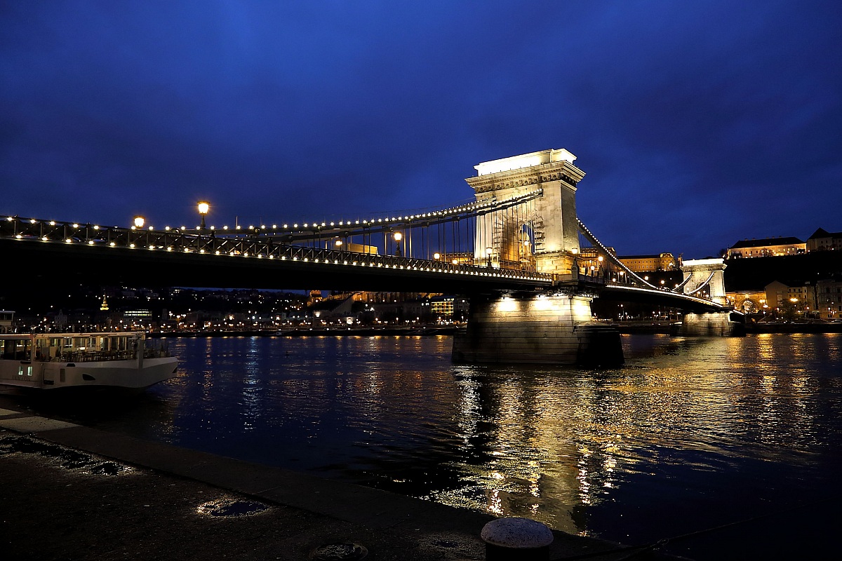 Ponte delle Catene (Budapest)