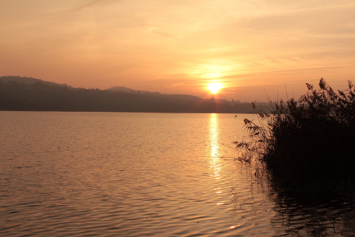 sunset lake of Varese 3