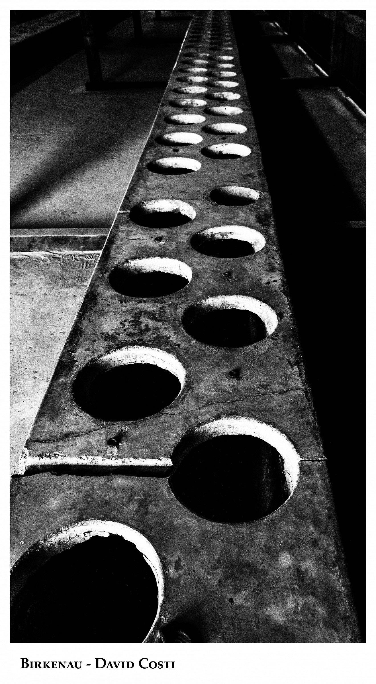 Birkenau - Bathrooms Men