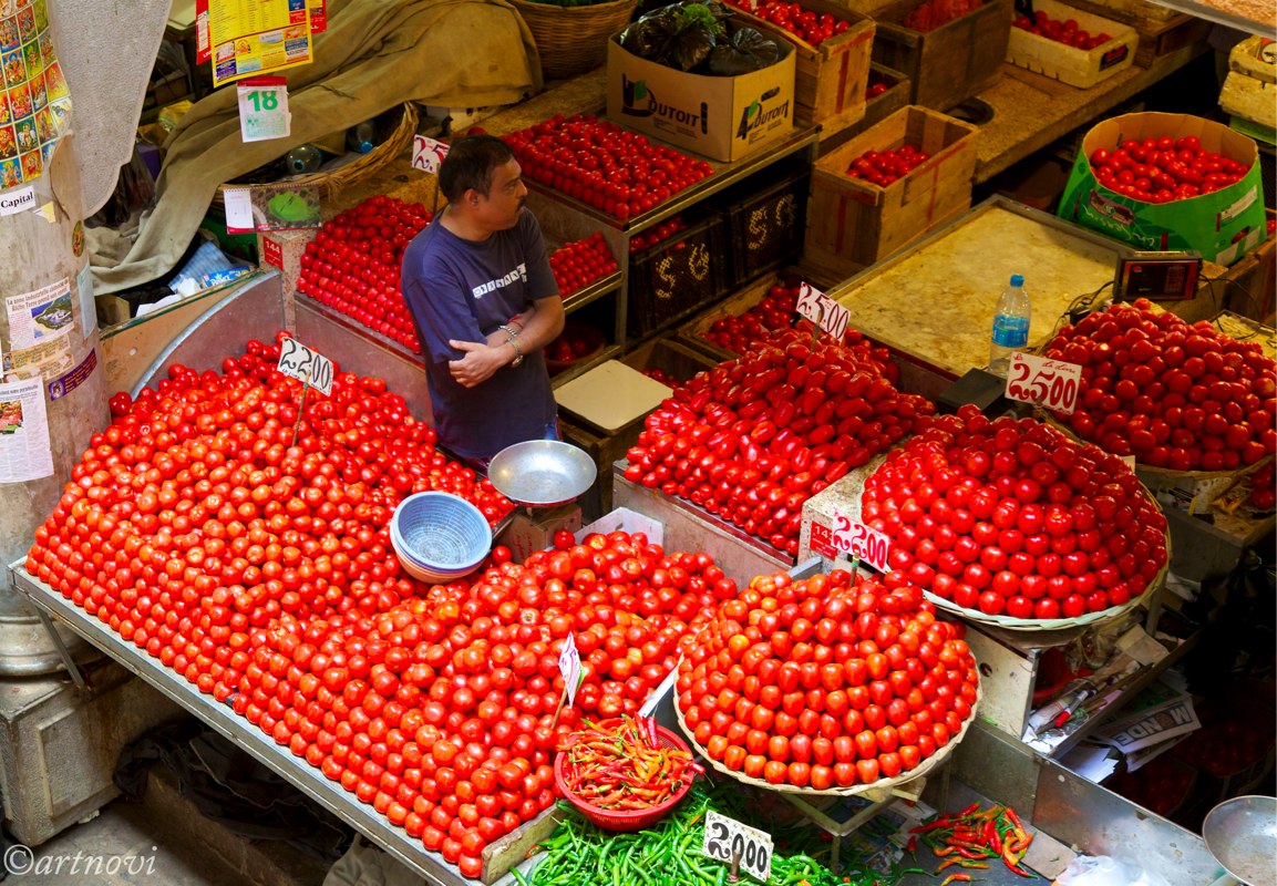 Once the tomato went like hot cakes ......
