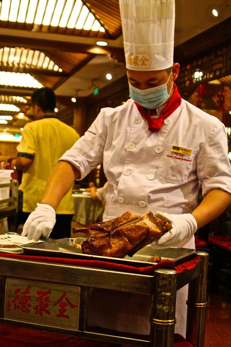 Cutting Peking Duck