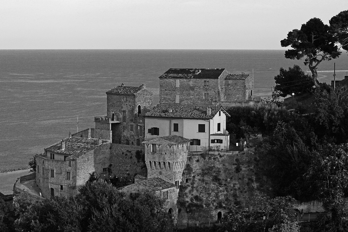 Grottammare....vecchio Incasato