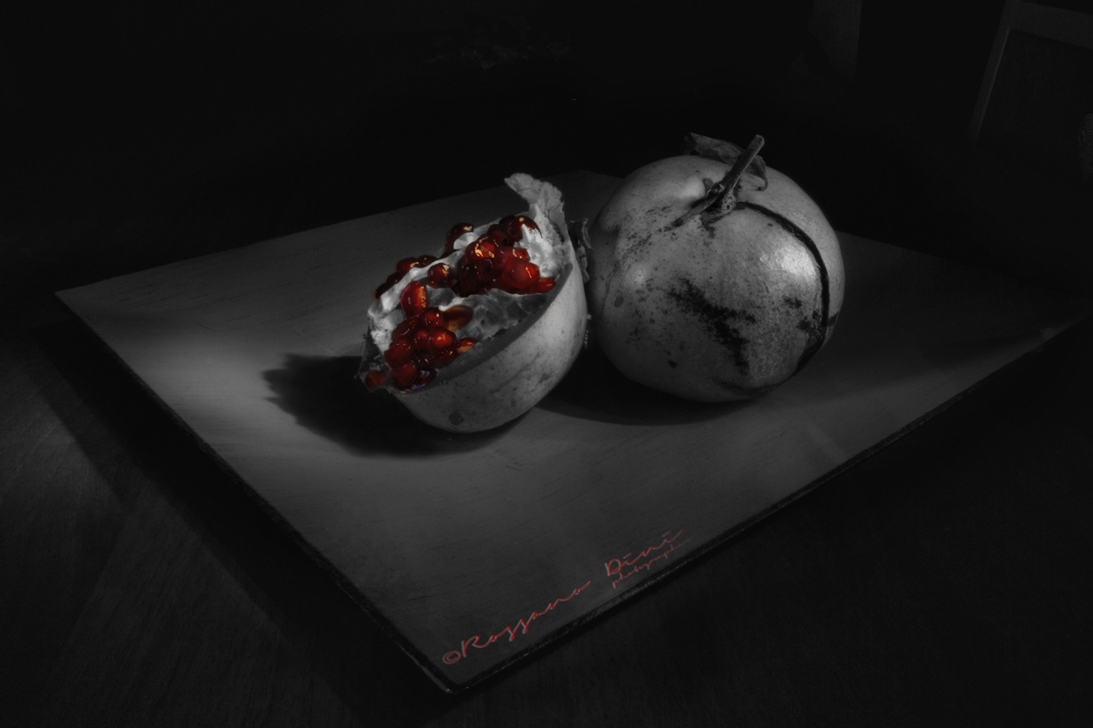 frutta in light painting.