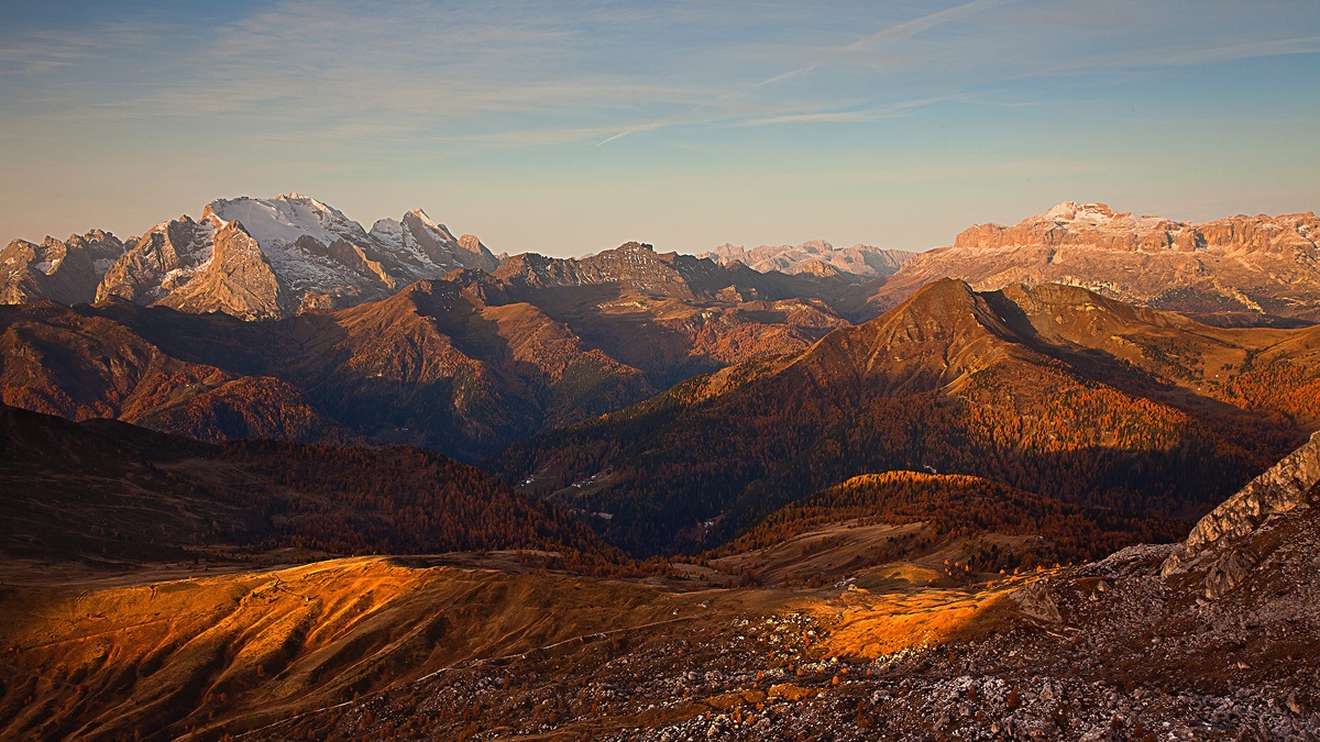 Panorama su Marmolada e Sella