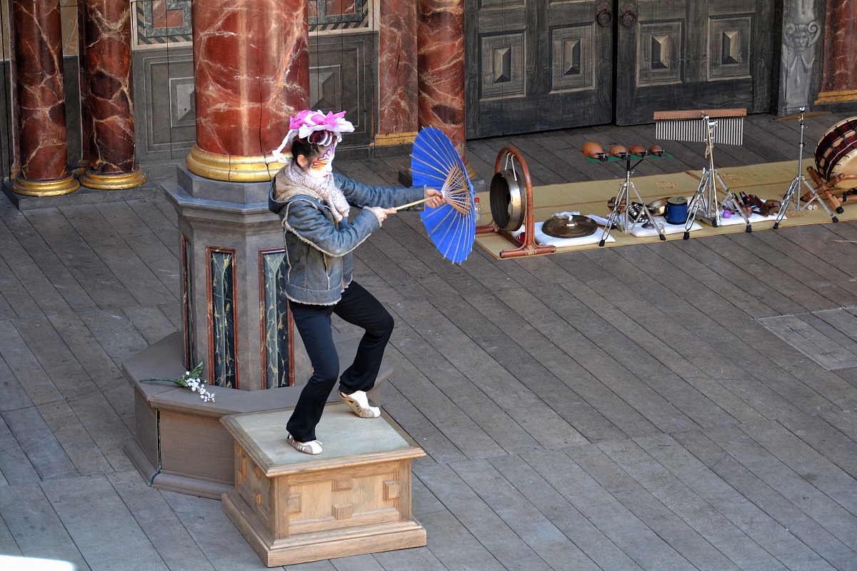 asian ballet in globe