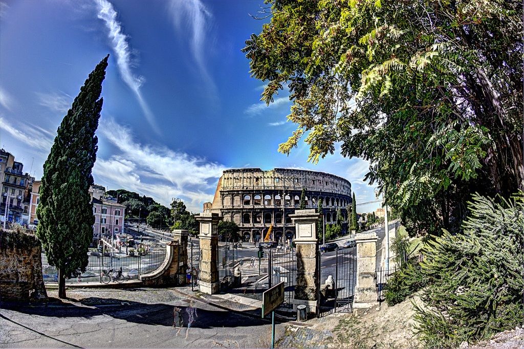 Colosseo - Vista dal Colle Oppio