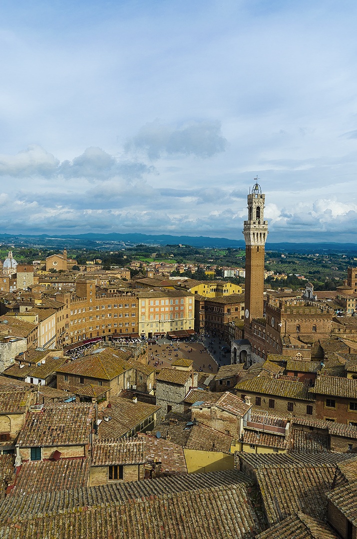 Ancora: Piazza del campo