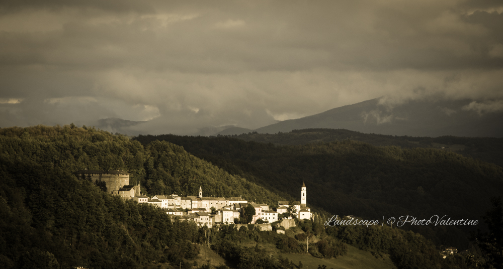 Compiano dresses of light