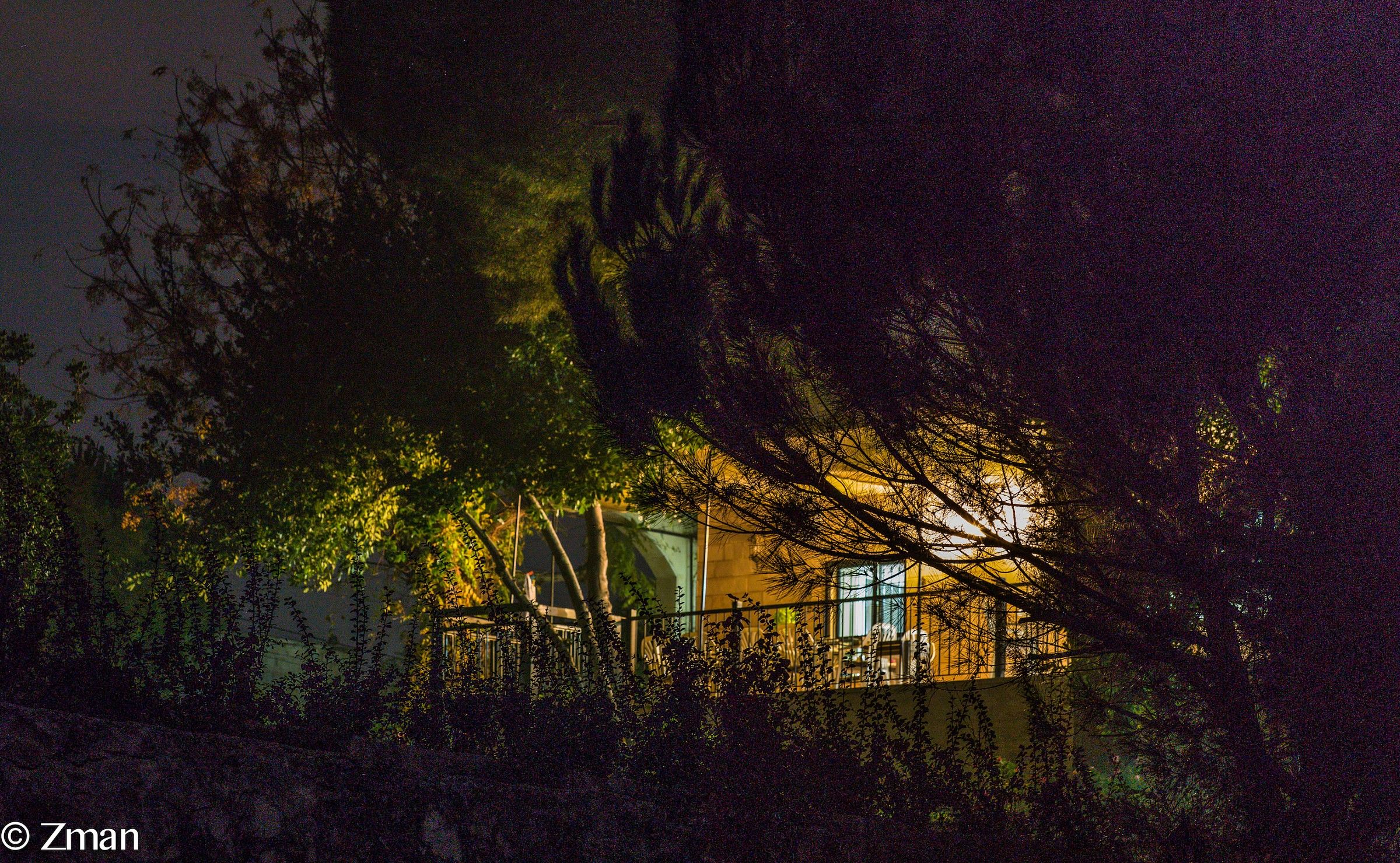 Il balcone dove abbiamo giocato a carte in estate