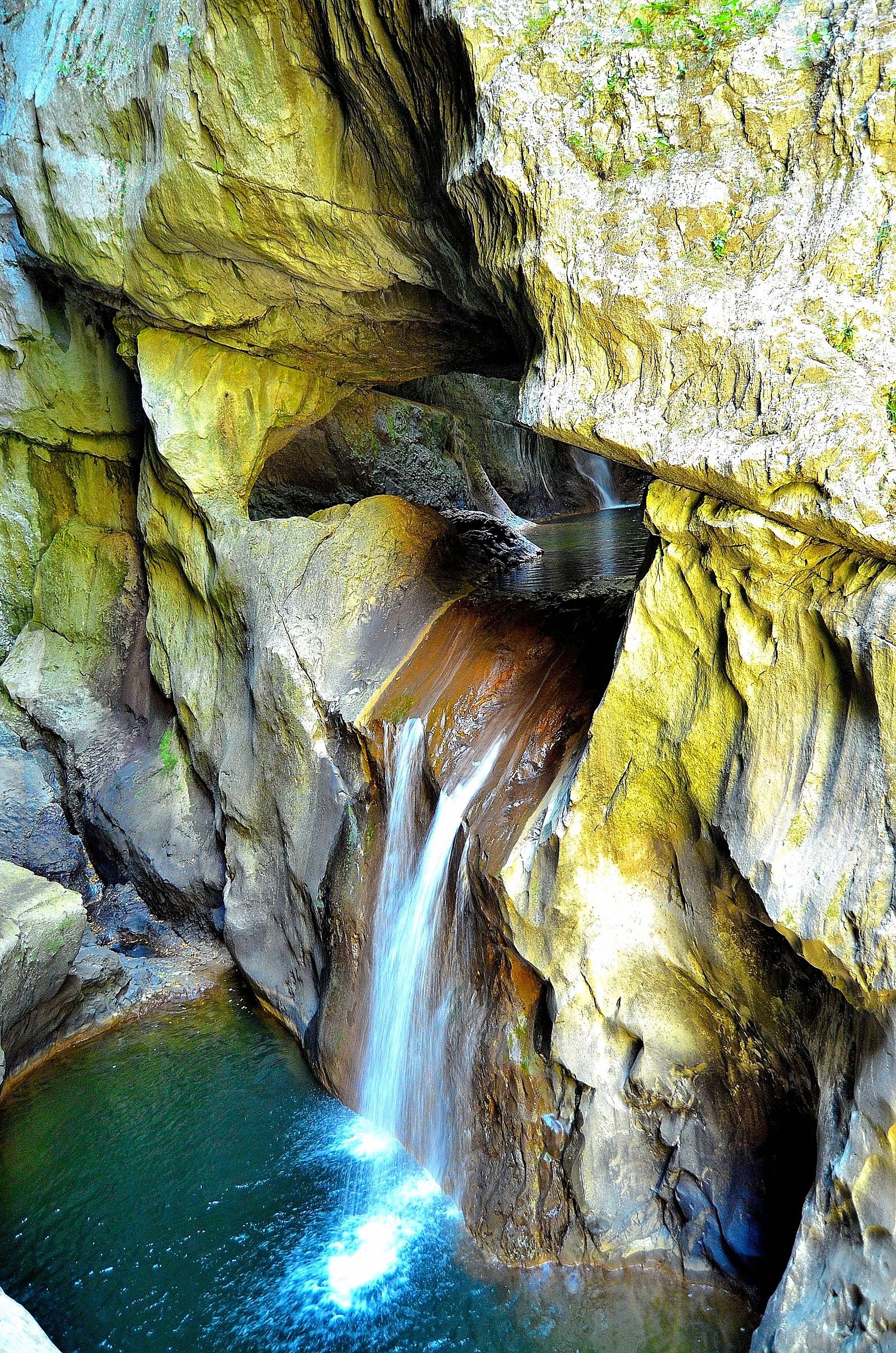 grotte san canziano (slovenia)