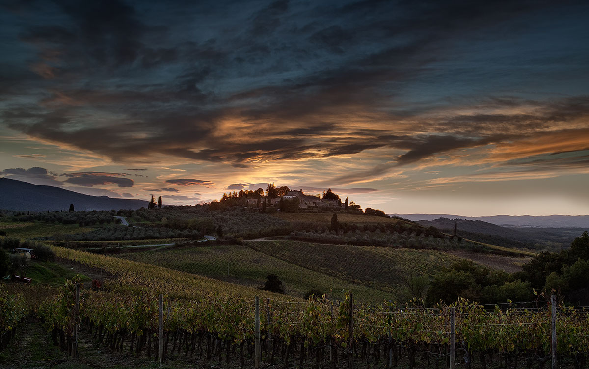 Tramonto in HDR Topina, colline del Chianti