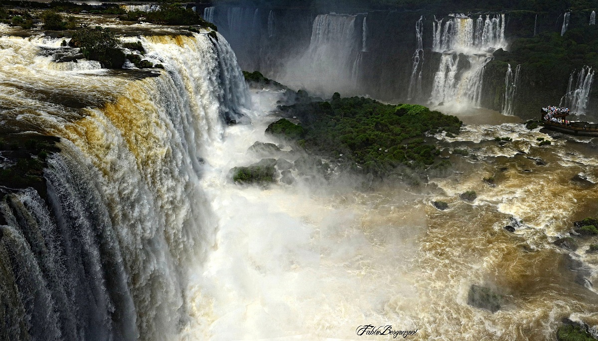 Iguazu Falss
