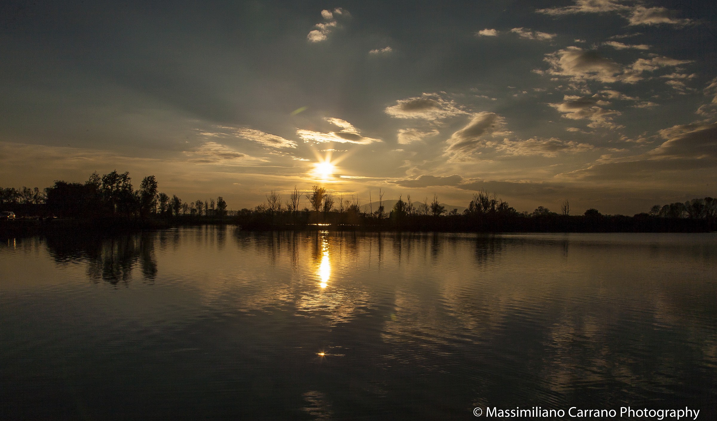Tramonto sul lago II