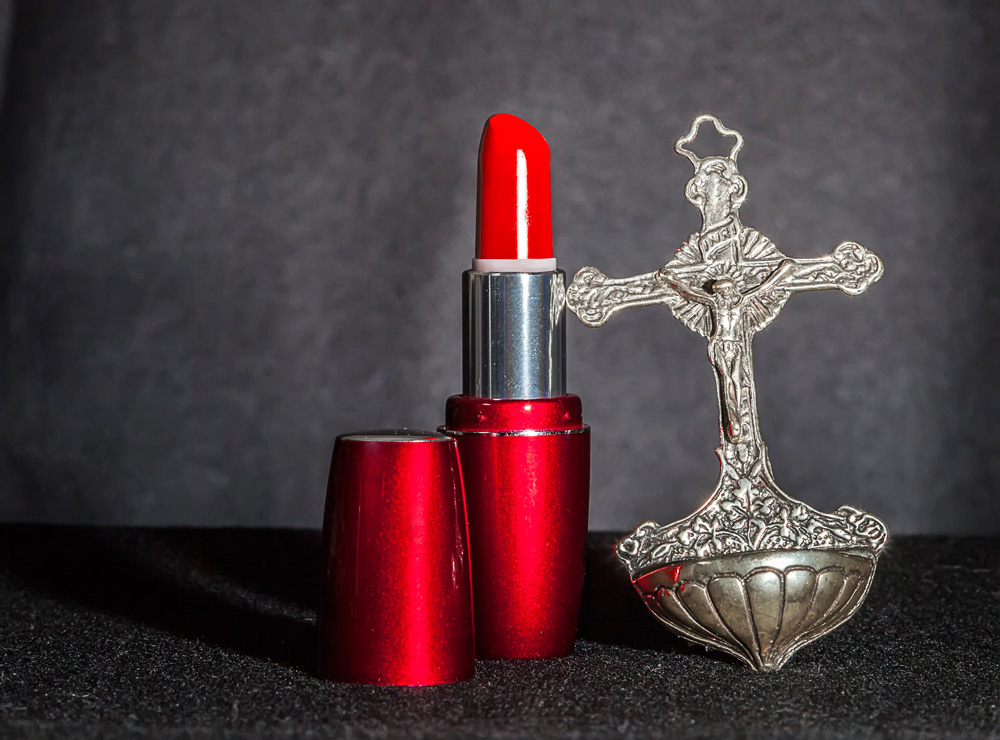 Il diavolo e l'acqua santa...