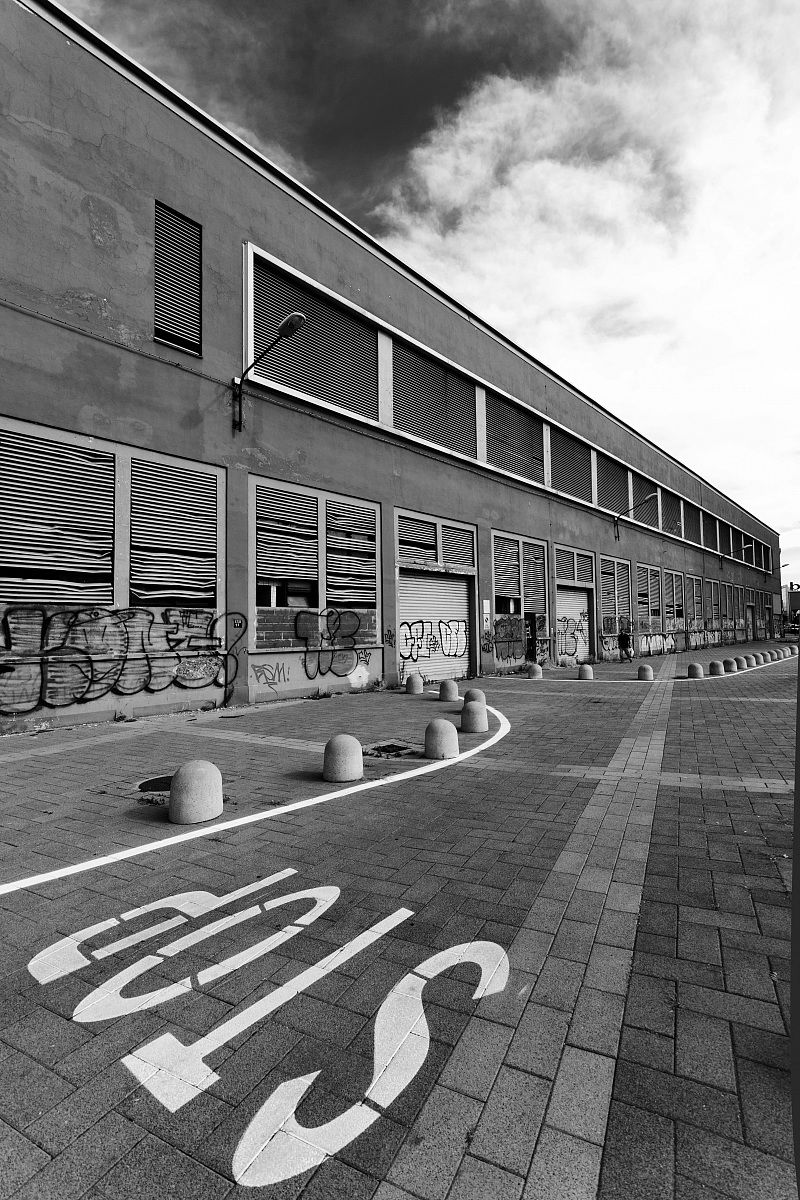 Former warehouse and storage Lancia St. Paul