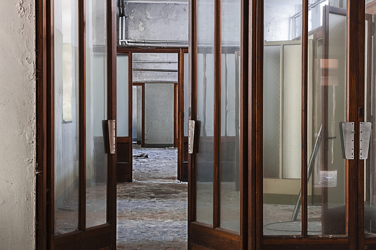 Directed Tobacco Factory, entrance used