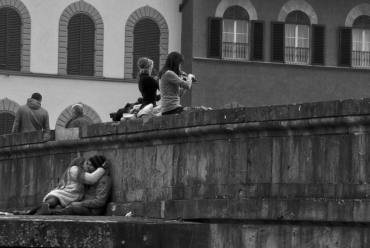 Stolen Kisses on Pontevecchio (crop)