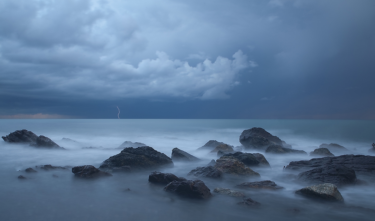 Now blue sea in Genoa