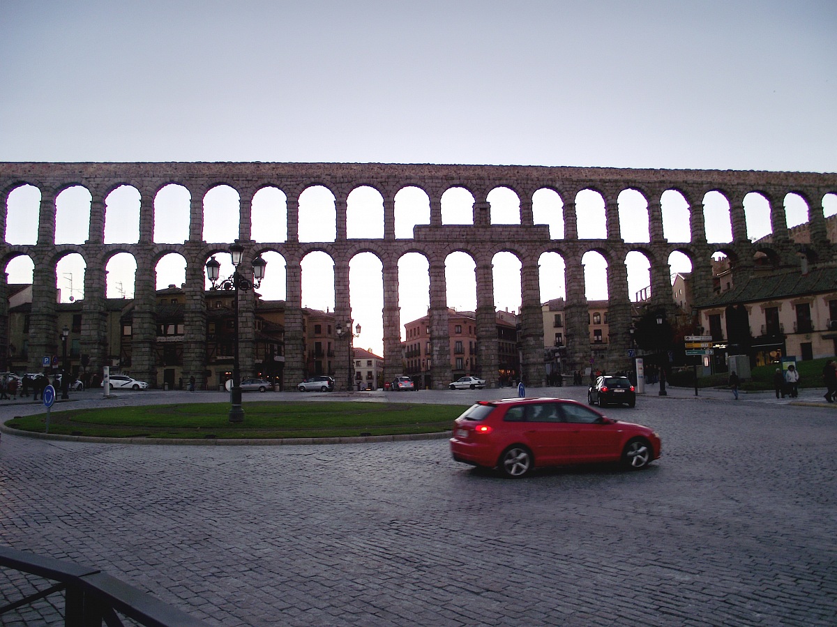 Segovia, alba