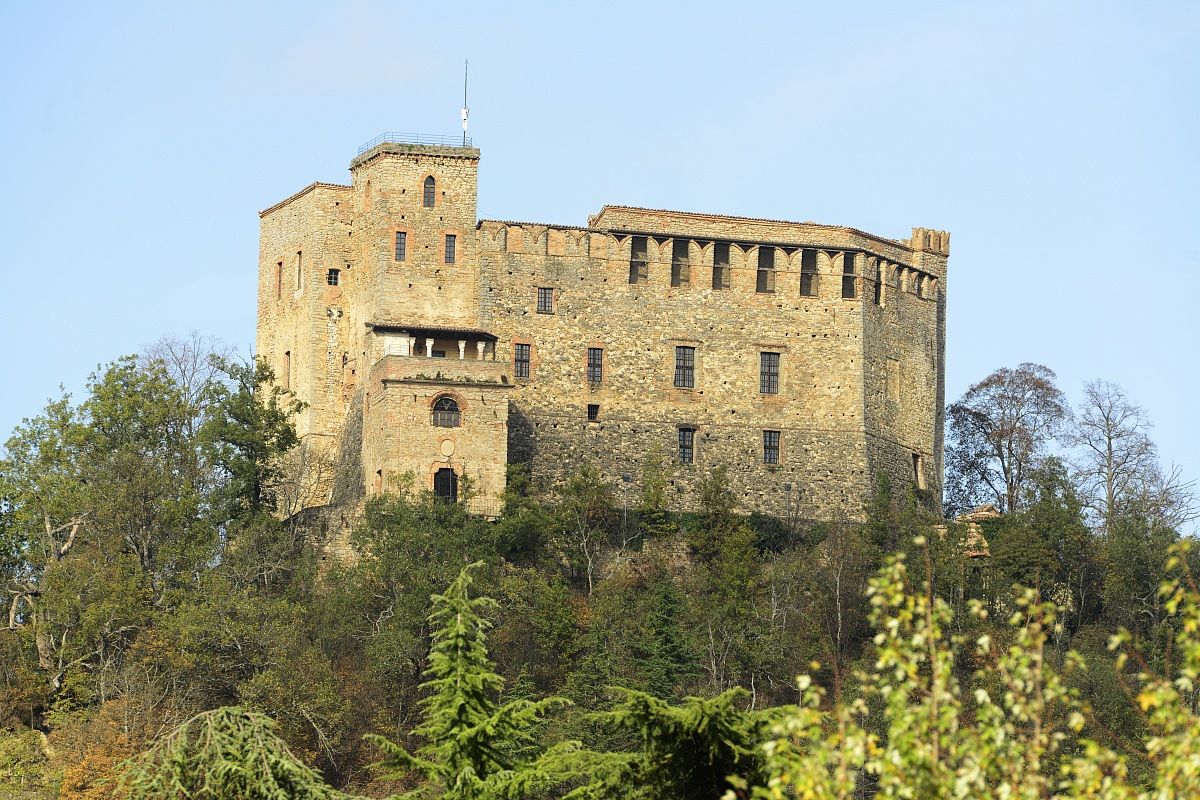 Castello di Zavattarello ( Pavia )