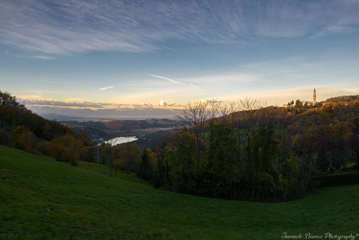 Autumnal view of Lake Fimon