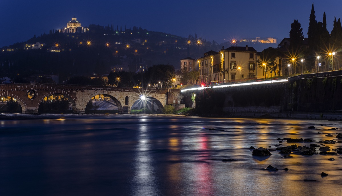 Lights Trail. Verona