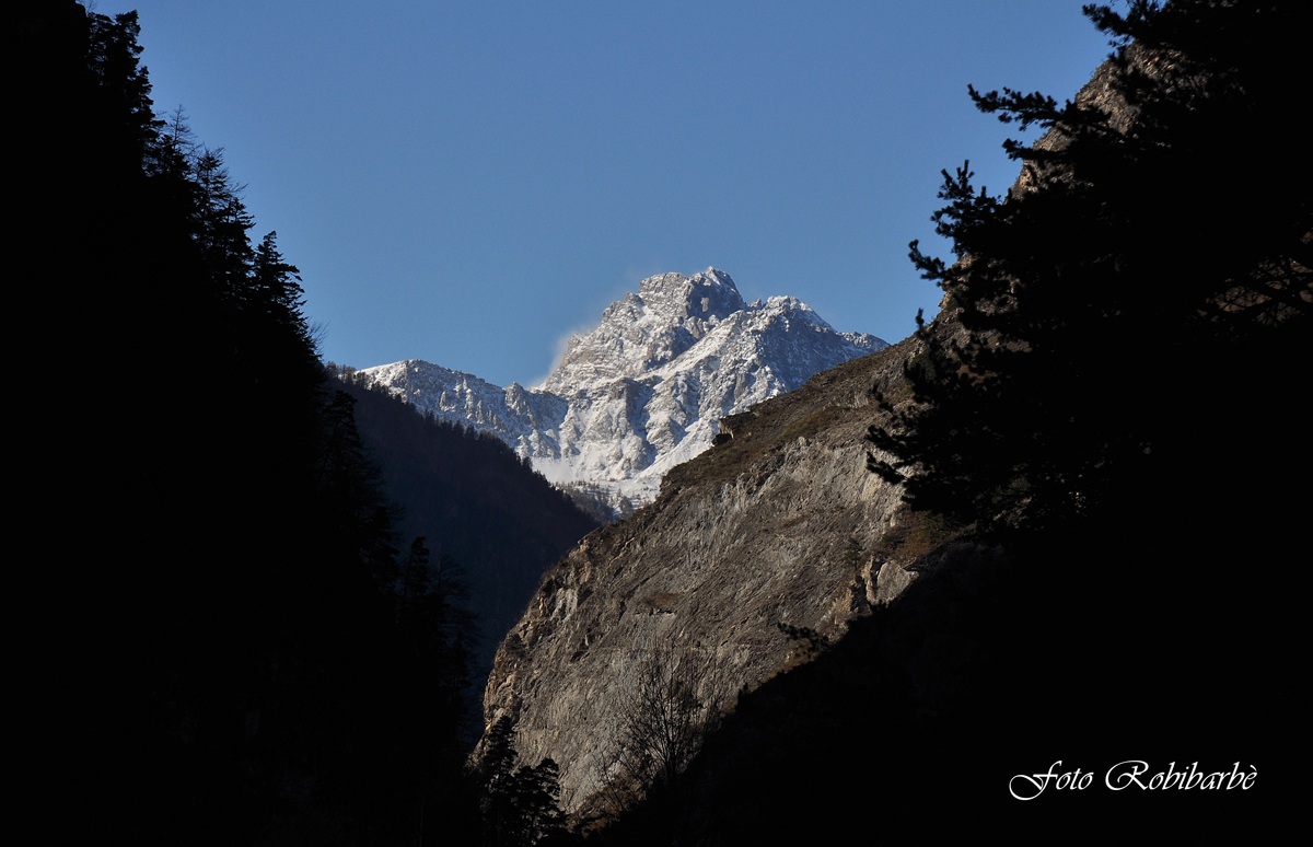 Tormenta sull'Oronaye .....