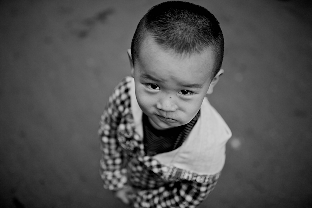 Curious child, Shanghai, Market
