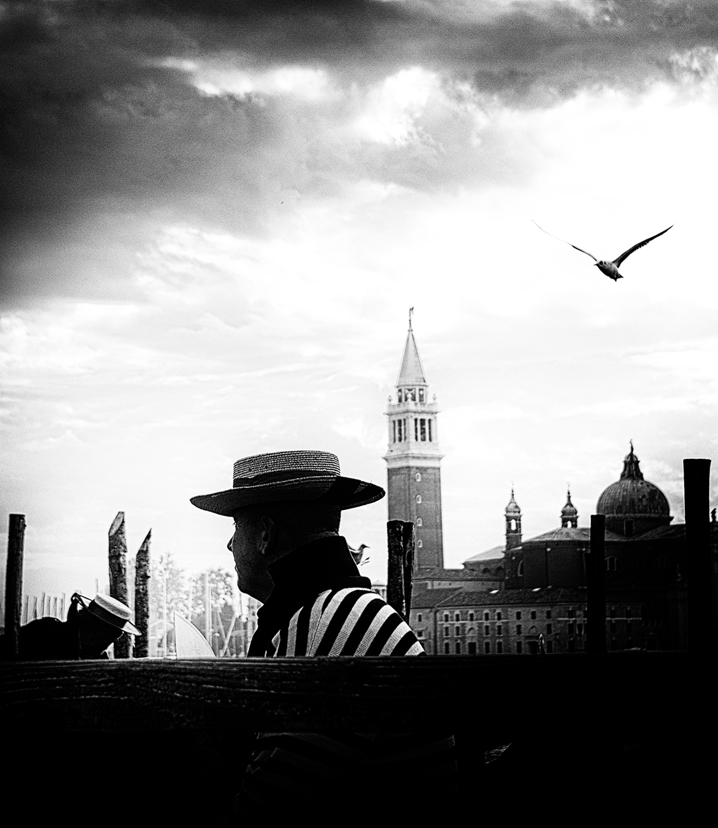On the thoughts of the gondolier