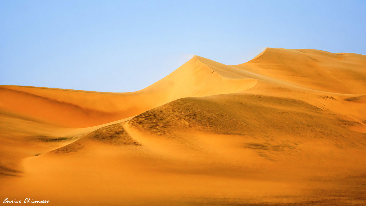 Namibia: shades of sand