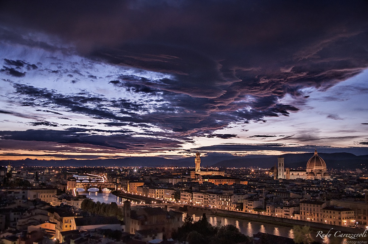 Firenze by night