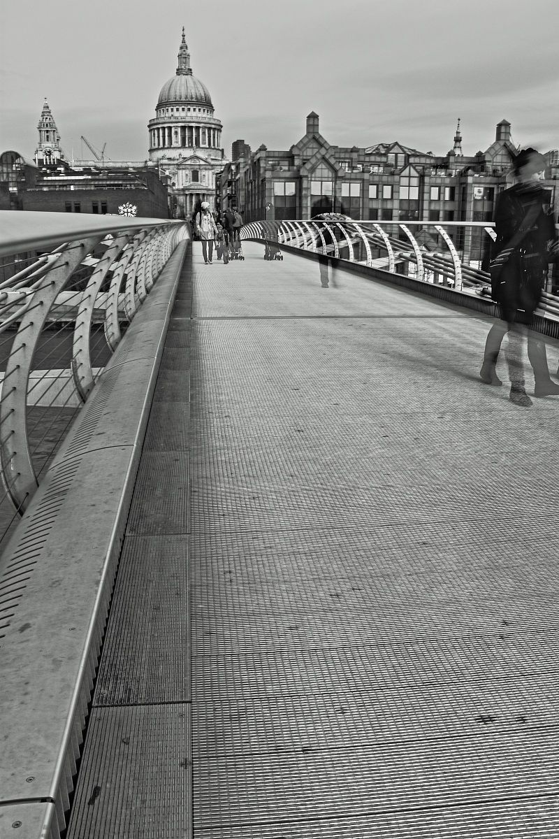 Millenium bridge