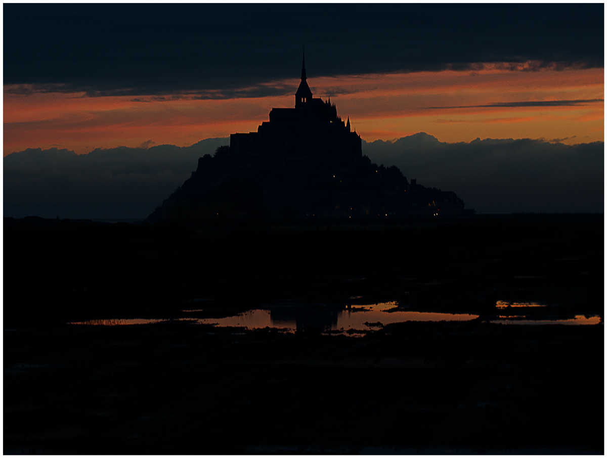 Dawn @ Mont St Michel