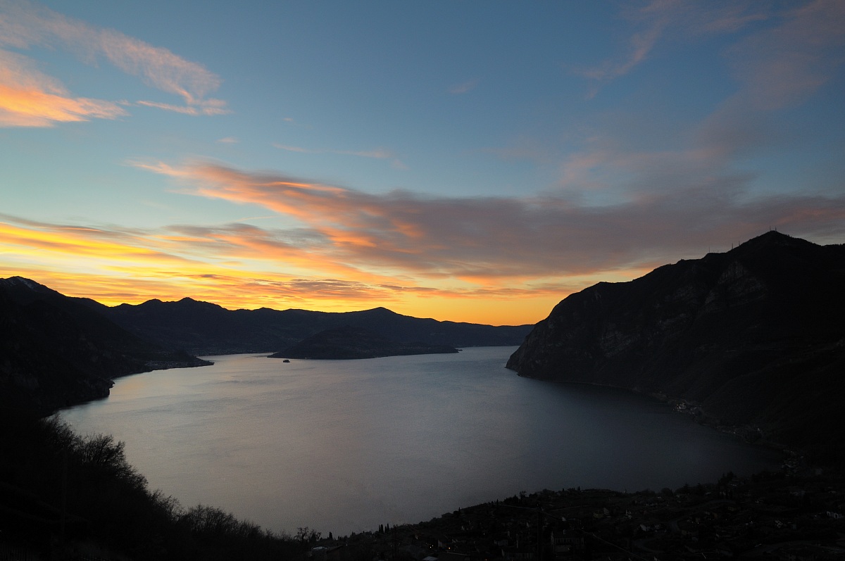 A new day on the lake