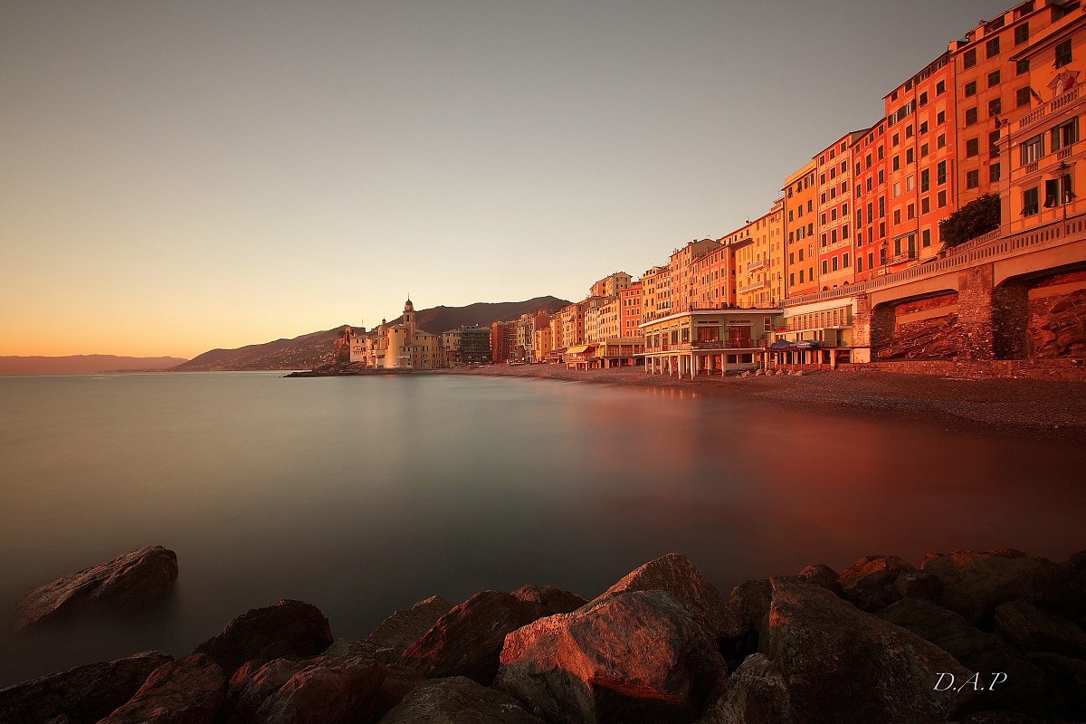 The rays of the sun kiss Camogli