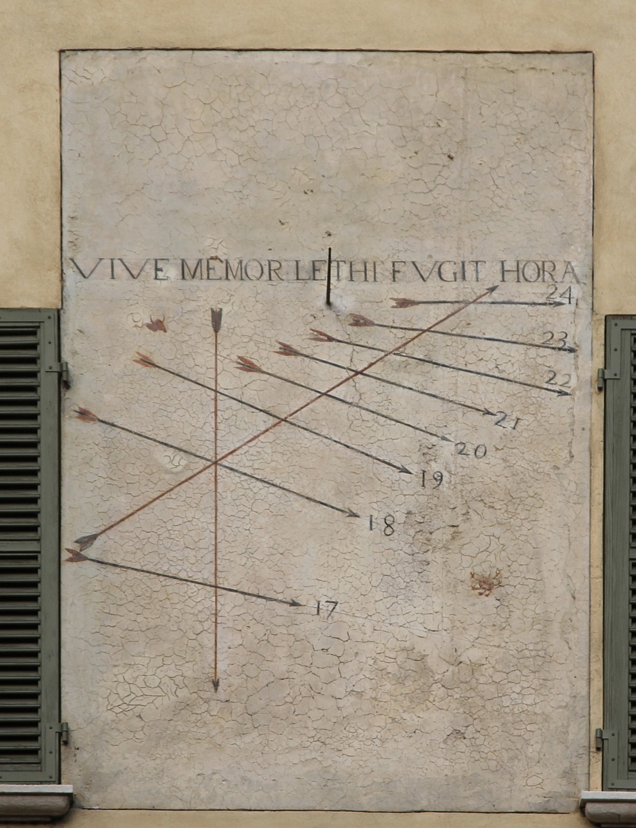 sundial Mondovi