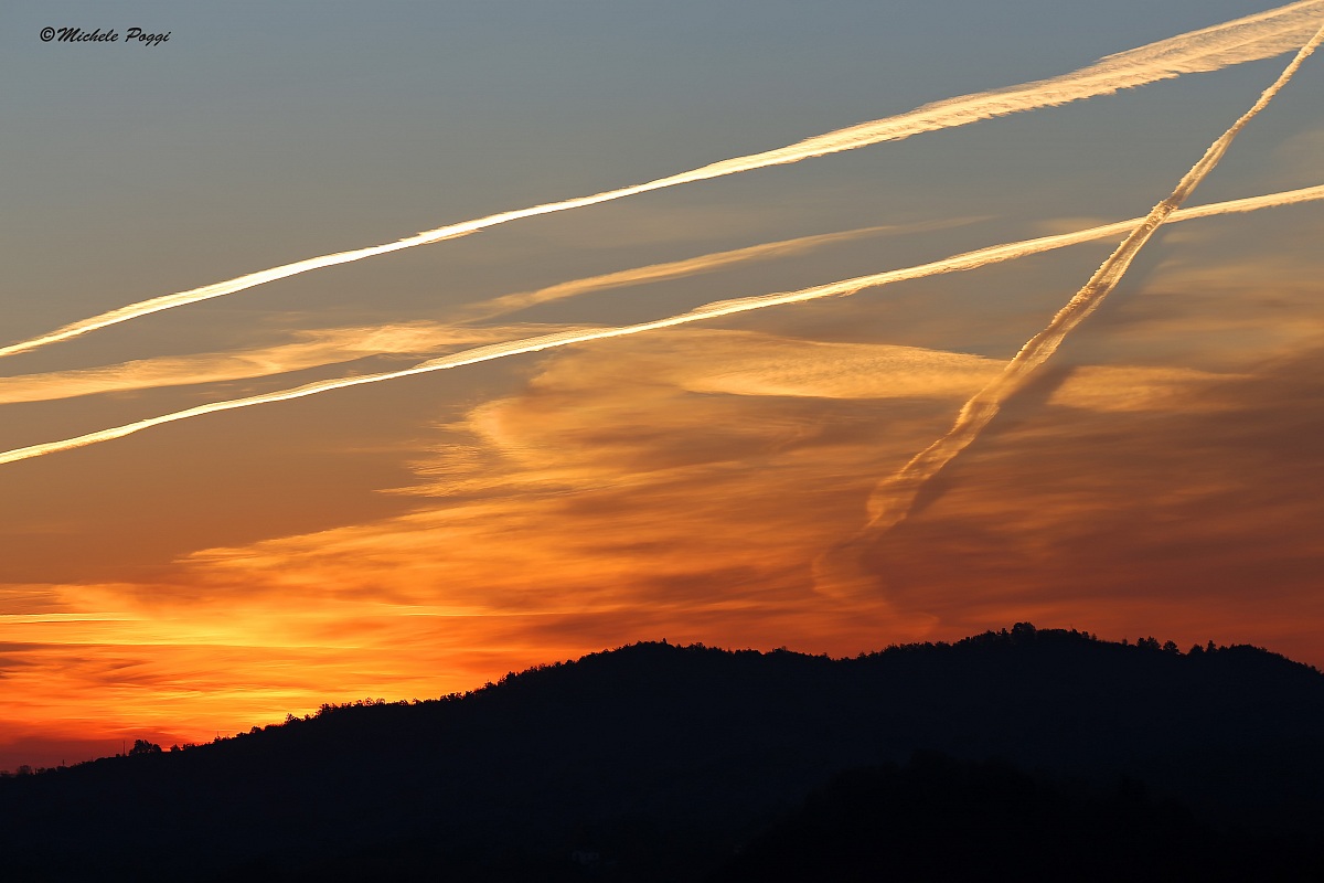 Repetitions of geometry .....