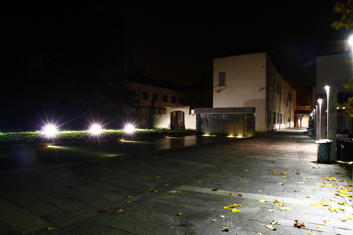 notturno nella città di cesano maderno  mb