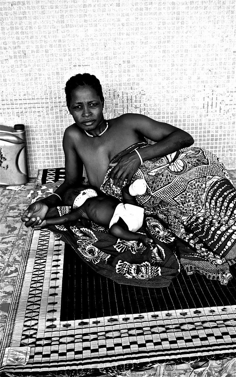 Benin, hospital