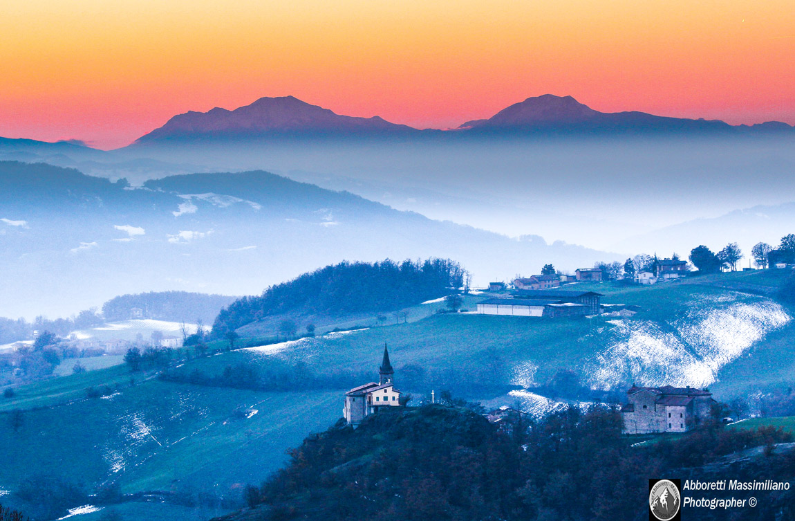 Tramonto in Appennino-Chiesetta di Sassomorello